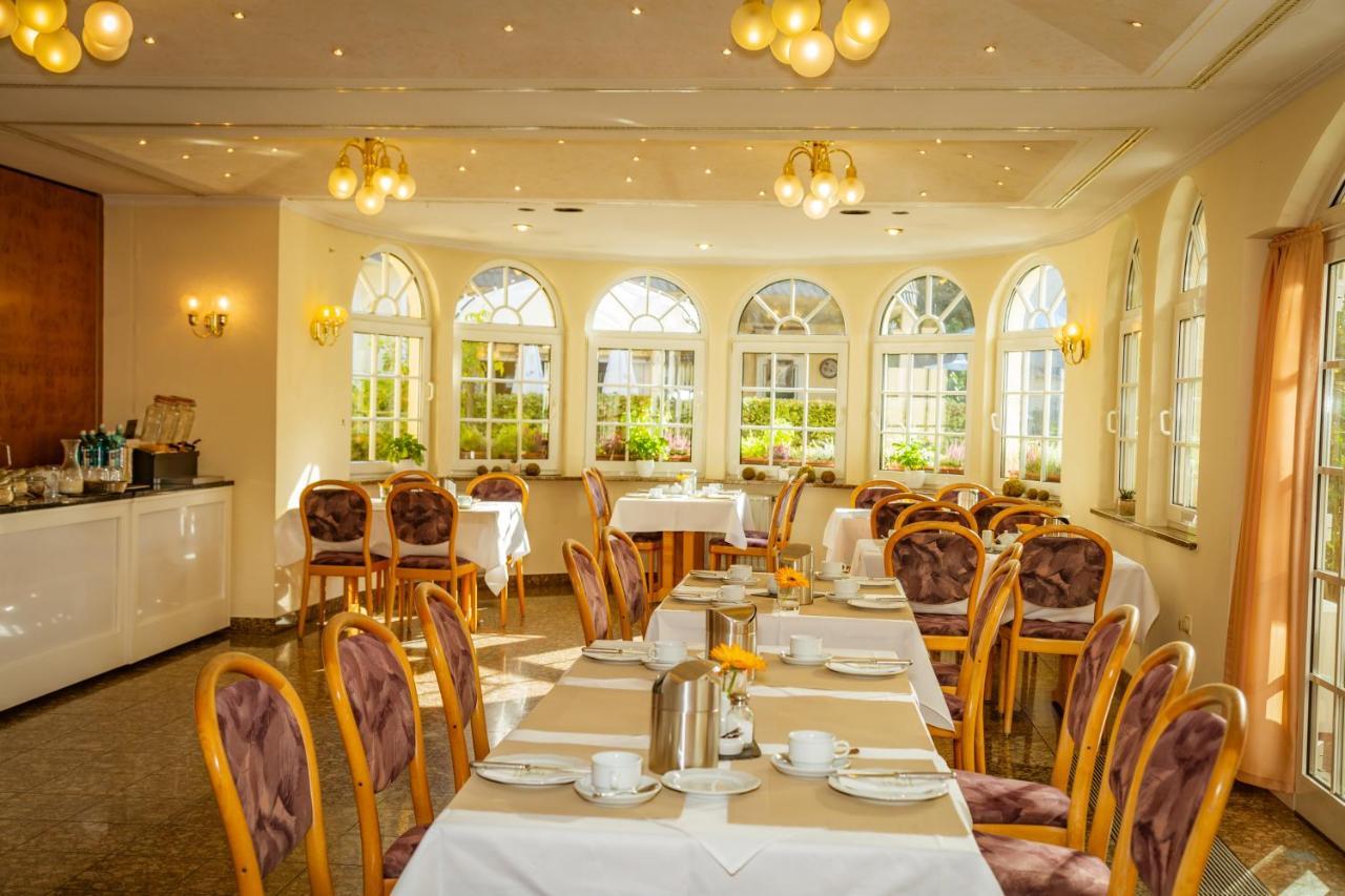 Hotel-Restaurant Zur Krone Löhnberg Екстериор снимка