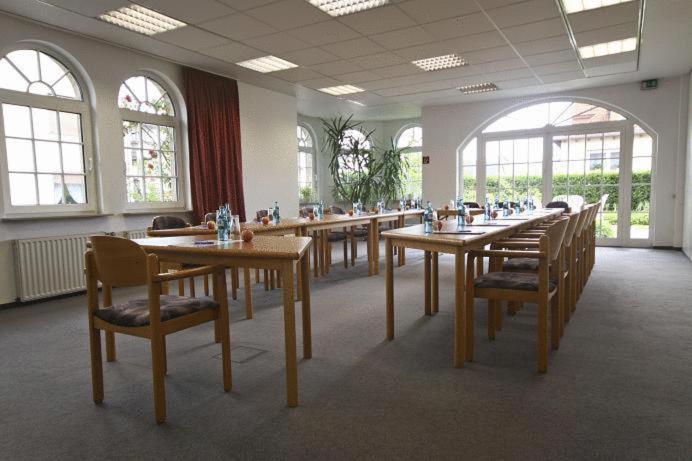 Hotel-Restaurant Zur Krone Löhnberg Екстериор снимка